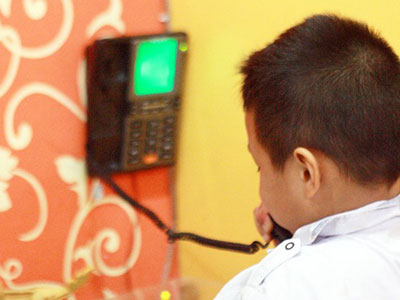 Ngơ ngác với việc hàng triệu điện thoại cố định đổi mã vùng