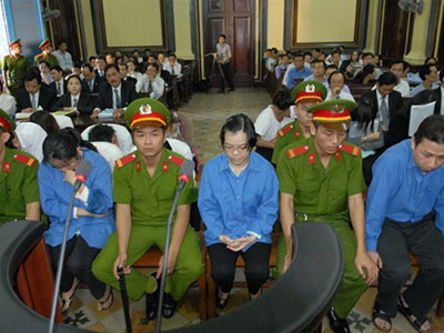 Toà đồng tình với Viện Kiểm sát: Huyền Như có dấu hiệu tham ô