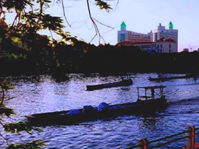 Trinh sát lao xuống sông truy bắt 2 kẻ buôn ma túy "khủng"
