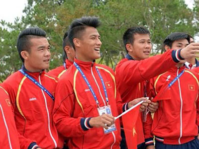 Đến lượt Mạc Hồng Quân được CLB Hàn Quốc hỏi mua