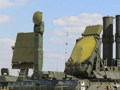 Tên lửa phòng không S-300V4 Nga bắn hạ mục tiêu cách 400km