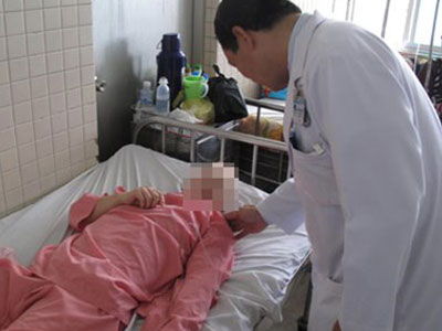 Chồng đánh vợ đến hôn mê, liệt nửa người bên trái