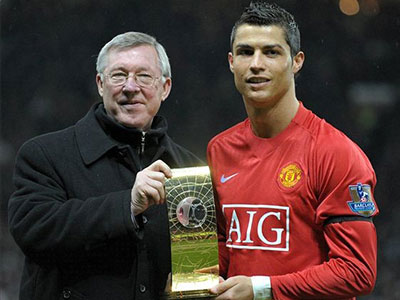 Lên đỉnh thế giới, Ronaldo nhớ M.U và Sir Alex Ferguson