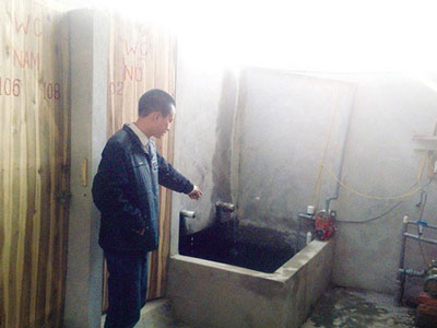 Mua thuốc diệt cỏ, đầu độc cả công ty để trả thù tình