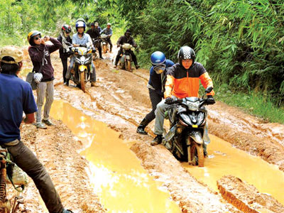 Thiếu kinh nghiệm vẫn phượt: đùa với tử thần