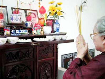 Bát hương, di ảnh đặt sai sẽ ảnh hưởng xấu đến gia chủ?