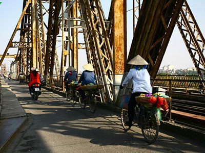 Cầu Long Biên có nguy cơ sập cục bộ, thực hư thế nào?