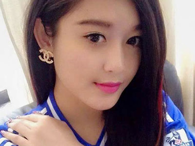 FC Chelsea thế giới bất ngờ đăng ảnh Á Hậu Huyền My