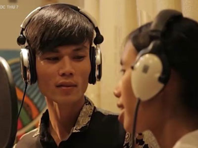 Gia đình cô gái khiếm thị nói về chuyện tình trong mơ