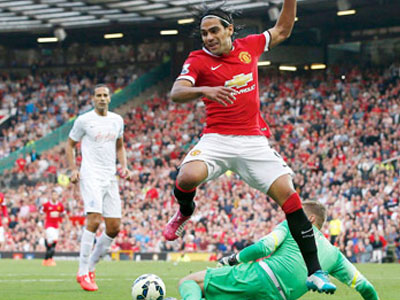 22h00 ngày 17/1, QPR vs Man United: “Chiến” để sinh tồn!