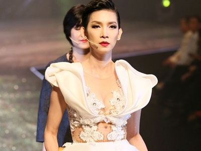 Xuân Lan: "Đừng ném đá Nguyễn Oanh vì những chuyện nhỏ nhặt"