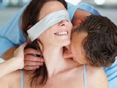 6 "tuyệt chiêu" để hâm nóng chuyện ấy trong mùa đông
