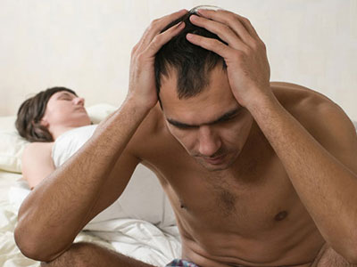 Mới cưới, bà xã đã... trơ trơ