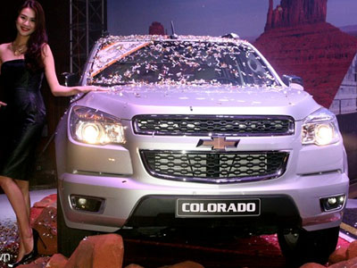 Chevrolet Colorado phiên bản mới giá từ 599 triệu đồng