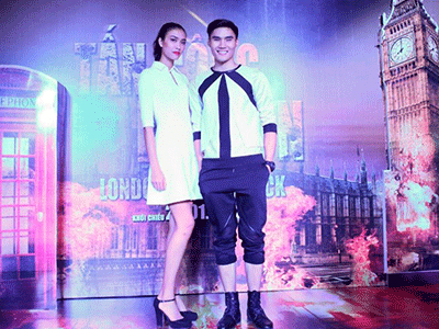 Hai quán quân Next Top Model sánh đôi đi sự kiện
