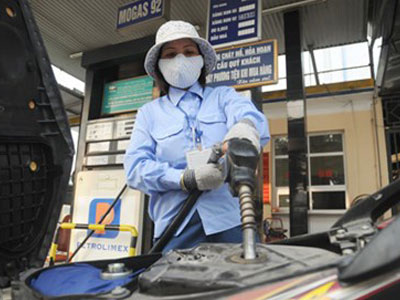 Hôm nay, giá xăng dầu sẽ giảm?