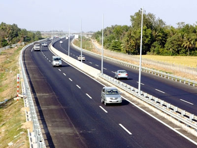 Bộ trưởng Thăng yêu cầu "bán" ba dự án cao tốc