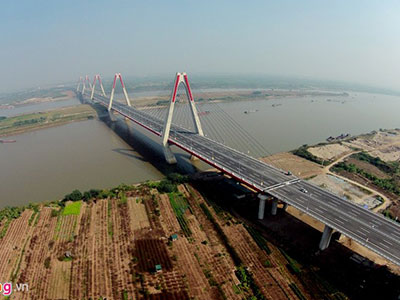 Hà Nội sẽ bắn pháo hoa tầm cao gần cầu Nhật Tân