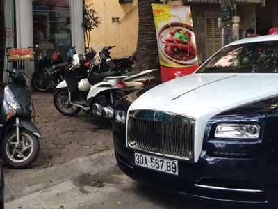 Rolls-Royce Wraith mang biển số đẹp ở Hà Nội