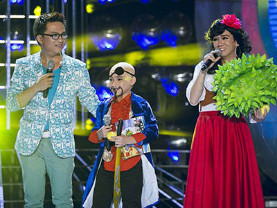 Đại Nghĩa thay thế Thanh Bạch dẫn "Gương mặt thân quen 2015"