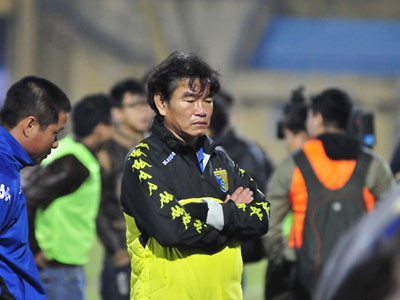 Quân bầu Hiển nhận thất bại đầu tiên tại V.League