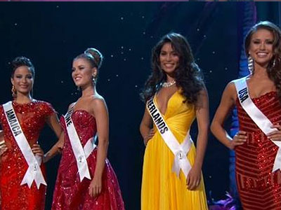Clip: Phần thi ứng xử Hoa hậu hoàn vũ 2015