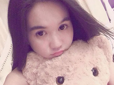 Ngọc Trinh: "Phụ nữ than thiếu tiền vẫn đi mua sắm"