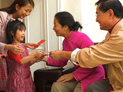 Bí quyết chu toàn Tết nội, Tết ngoại của những nàng dâu xa