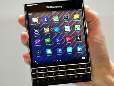 BlackBerry Z3 và Passport dành giải thưởng thiết kế của năm