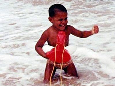 Vợ chồng Tổng thống Mỹ Obama bất ngờ tung ảnh độc thời thơ ấu
