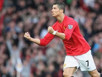 Bầu chọn Cầu thủ xuất sắc nhất lịch sử Premier League: Tranh cãi!