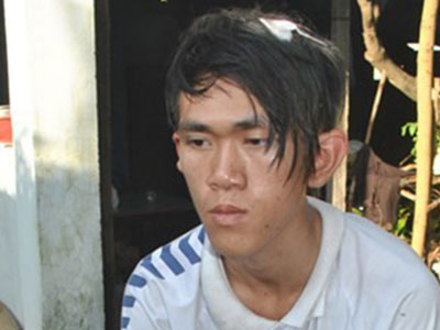 Giết hàng xóm rồi thản nhiên leo lên cây ngủ