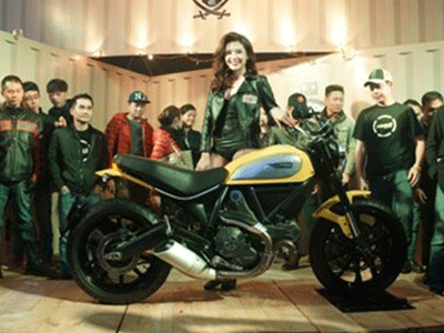 Ducati Scrambler bùng cháy tại Hà Nội