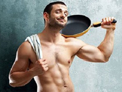 Lăn vào bếp để chứng tỏ "bản lĩnh đàn ông"