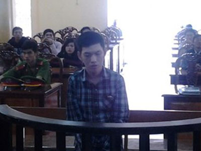 Gây án mạng vì bênh em gái
