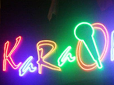 Mâu thuẫn trong quán karaoke, chủ quán bị đâm chết