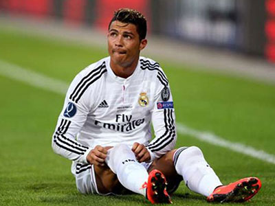 Y học đã bó tay với đầu gối của Cristiano Ronaldo