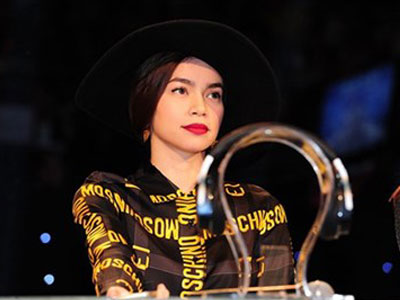 Hồ Ngọc Hà hủy diễn, rời ghế nóng The Remix sau tai nạn xe hơi