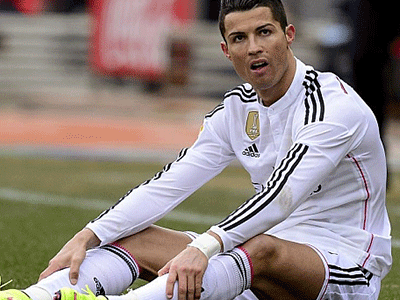 C.Ronaldo hối hận vì chọc giận CĐV Real