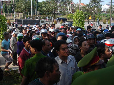 Đà Nẵng bàng hoàng trước tin ông Nguyễn Bá Thanh qua đời