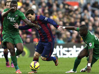 Barca 5-0 Levante: Messi đến từ giải thiên hà khác