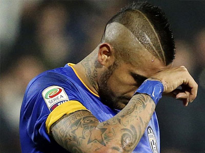 Cesena 2-2 Juventus: Vidal đá hỏng phạt đền, "Bà đầm già" đánh rơi chiến thắng