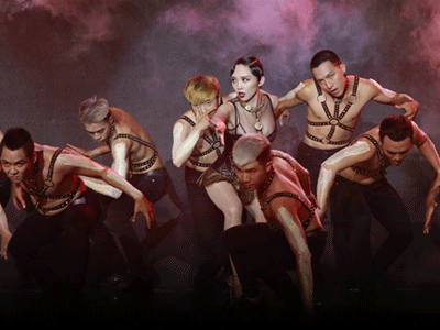 Tóc Tiên hóa chiến binh sexy, Pha Lê rời khỏi The Remix