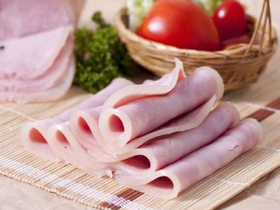 Cảnh báo nguy cơ ung thư khi ăn giăm bông ngày Tết
