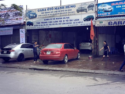 200.000 đồng một lần rửa ô tô ngày 30 Tết ở Hà Nội