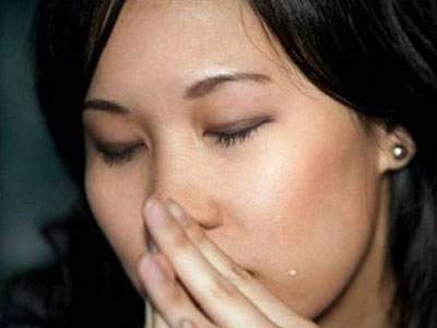 Đi du lịch Tết về bị bố mẹ chồng quát mắng xơi xơi