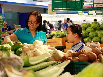 Sau Tết, giá hàng hóa vẫn cao
