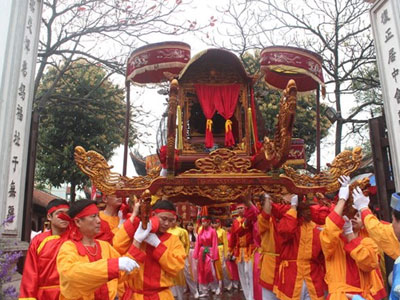 Tưng bừng lễ hội ở thủ phủ dệt lụa lớn nhất Việt Nam