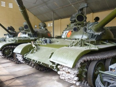 Bật mí kho đạn trên xe tăng T-62 của Việt Nam