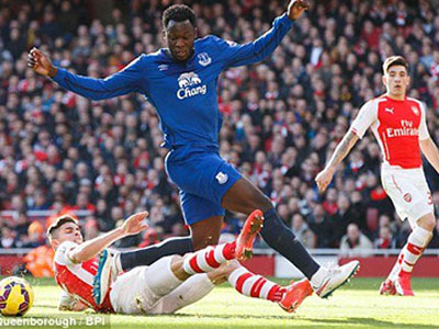Clip: Arsenal 2-0 Everton